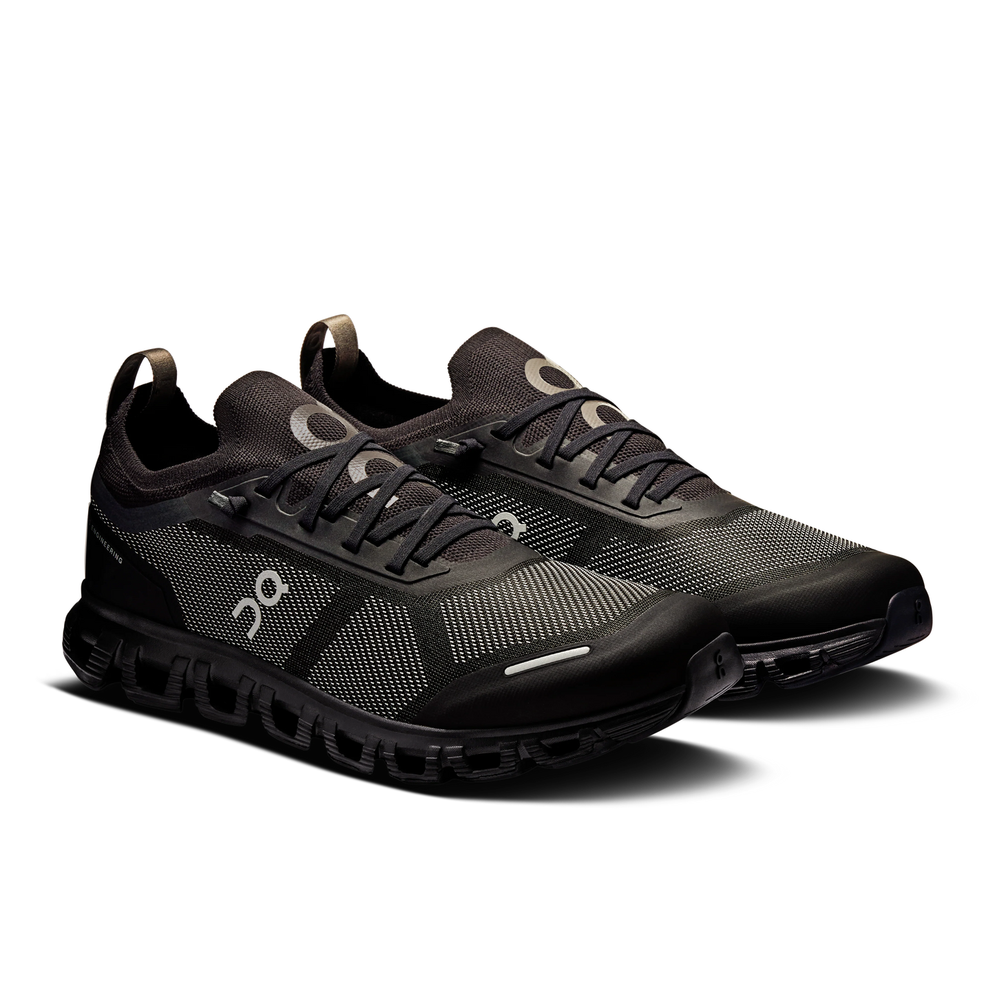 Cloud 6 Versa Black | Eclipse