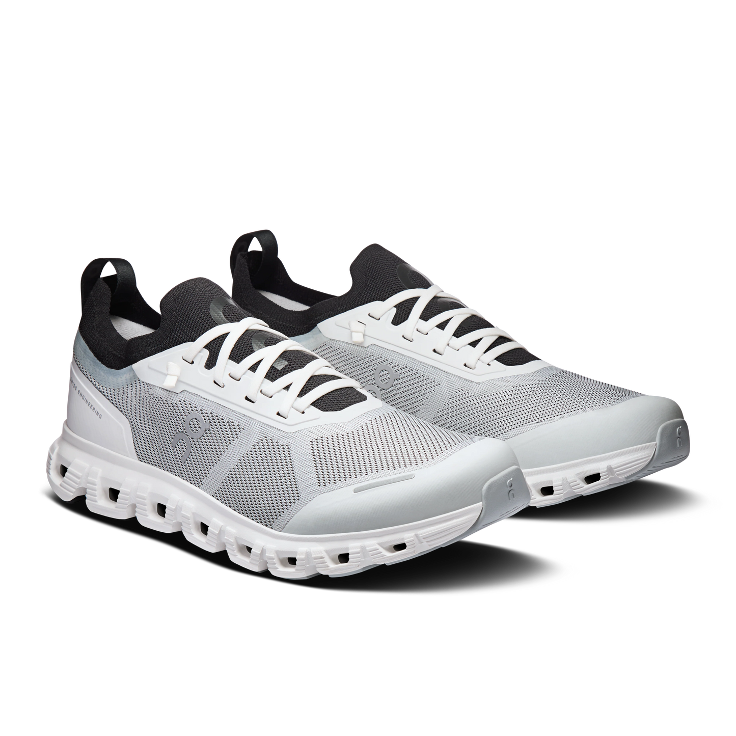 Cloud 6 Versa White | Black