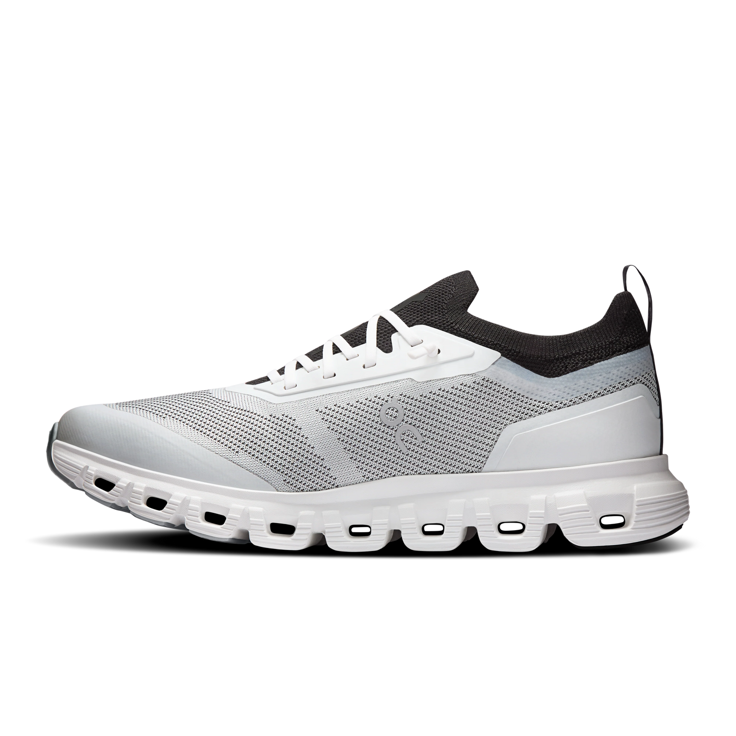 Cloud 6 Versa White | Black