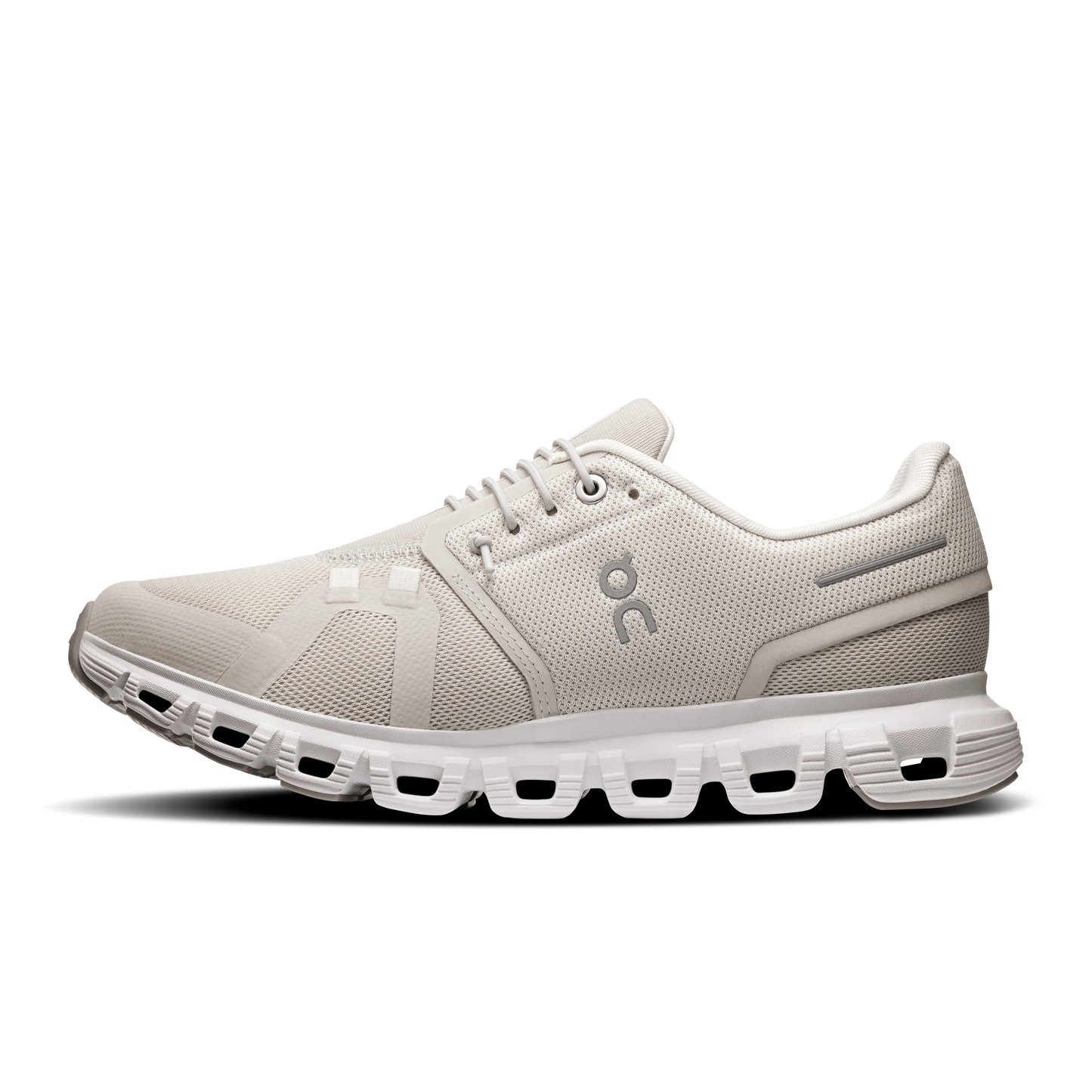 Cloud 6 Pearl | White
