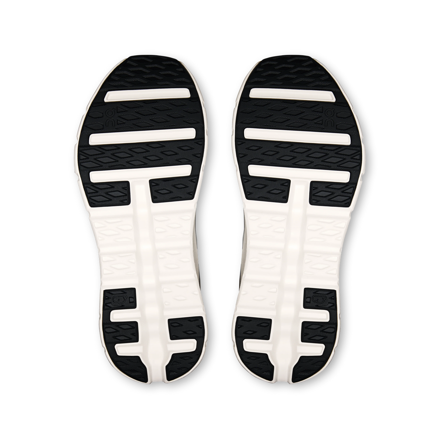 Cloudtilt Remix Black | Ivory