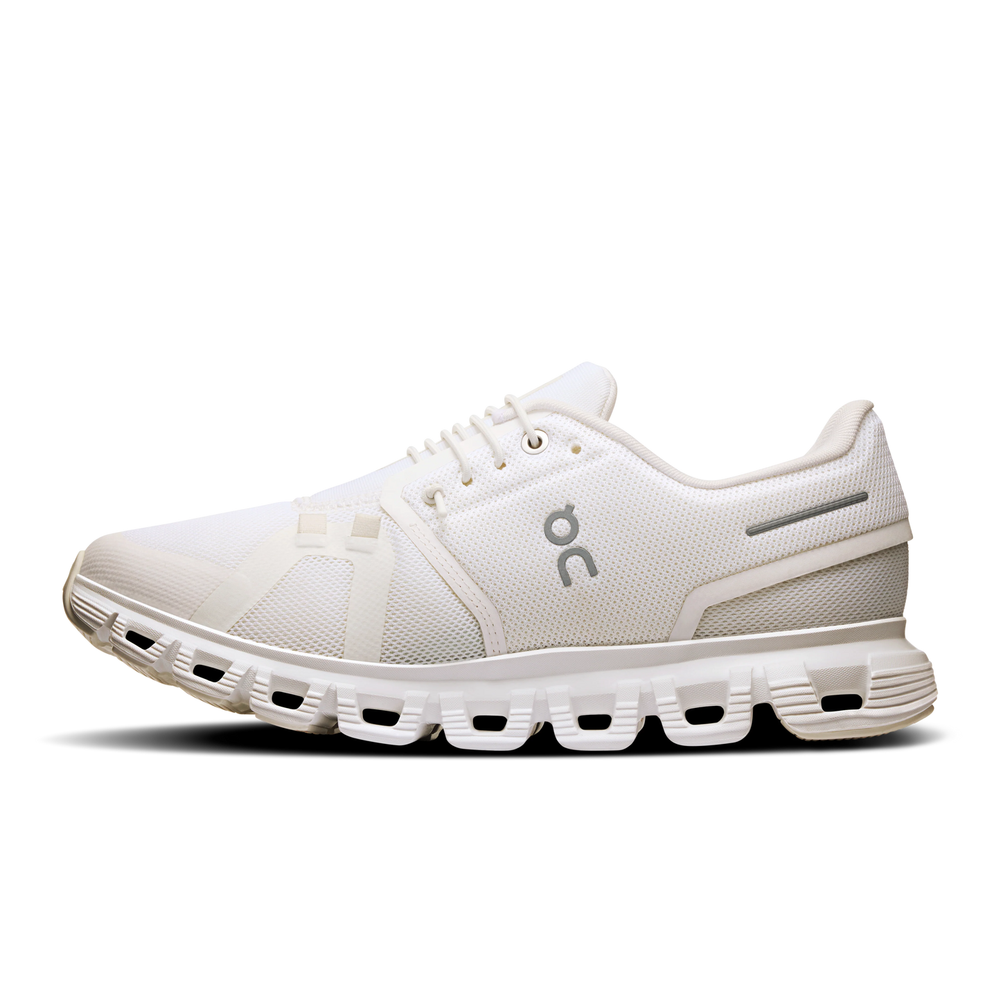 Cloud 6 White | White