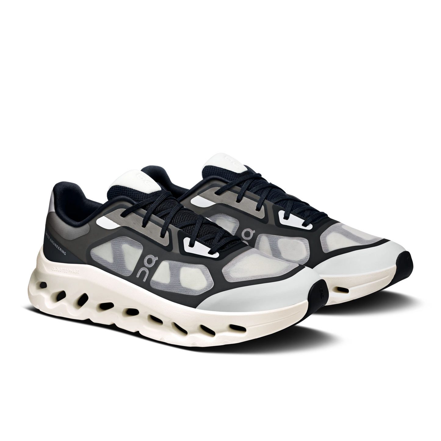 Cloudtilt Remix Black | Ivory