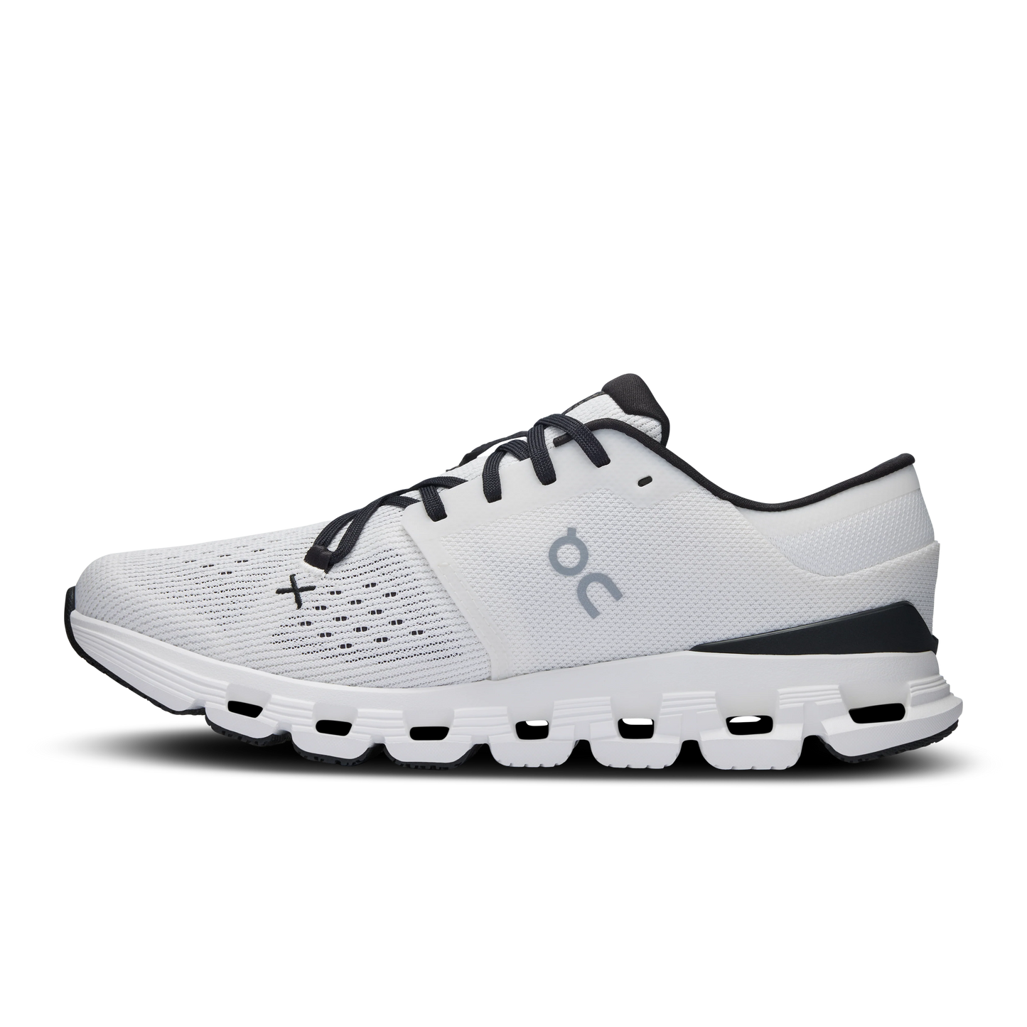 Cloud X 4 Ivory | Black