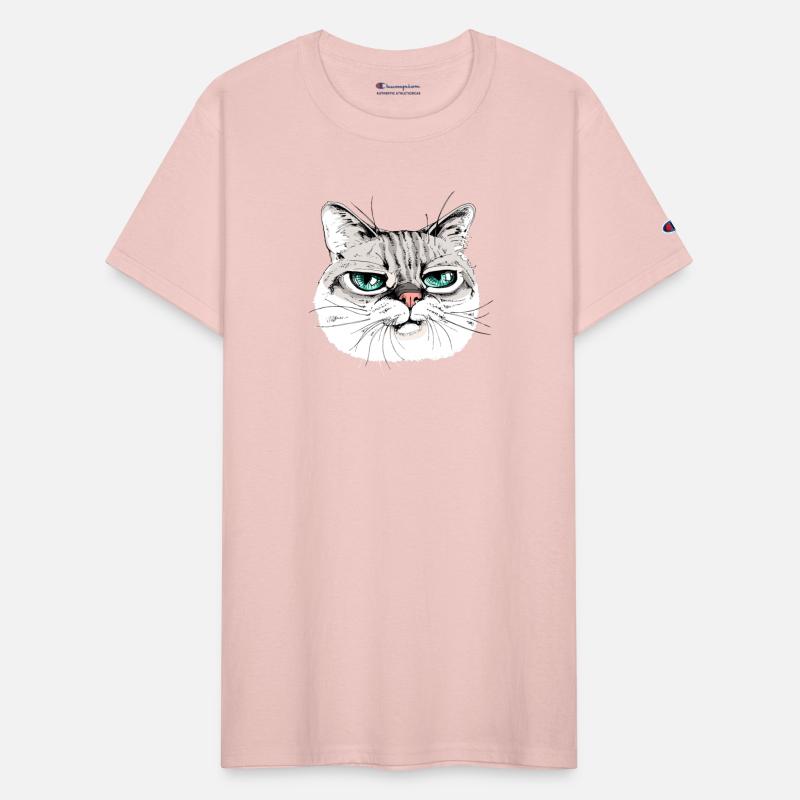 Cat with green eyes