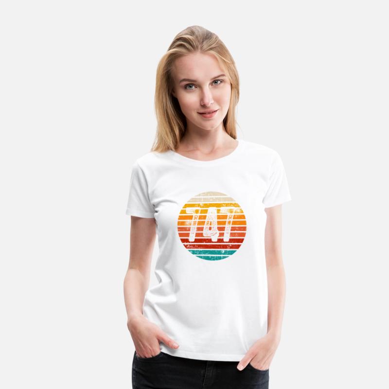 Distressed Vintage Sunset 747 Area Code