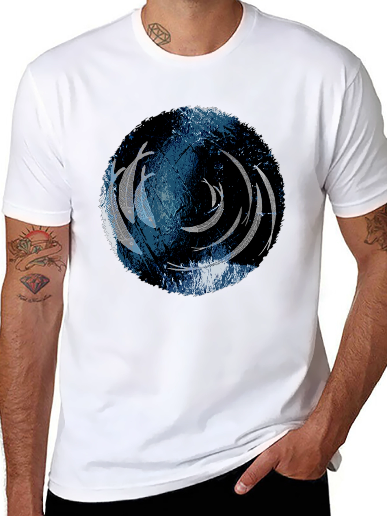 Unique Circle Fish Graphic Black T-Shirt