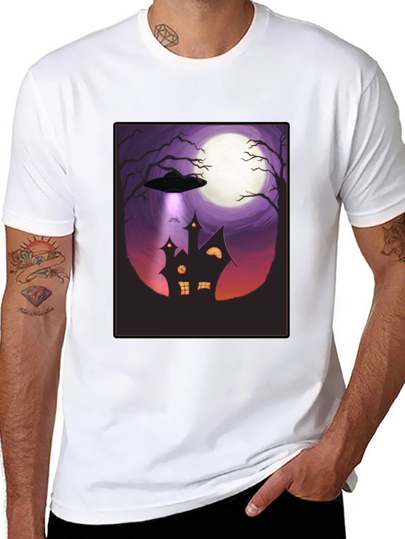 UFO Halloween T-Shirt - Haunted House Abduction