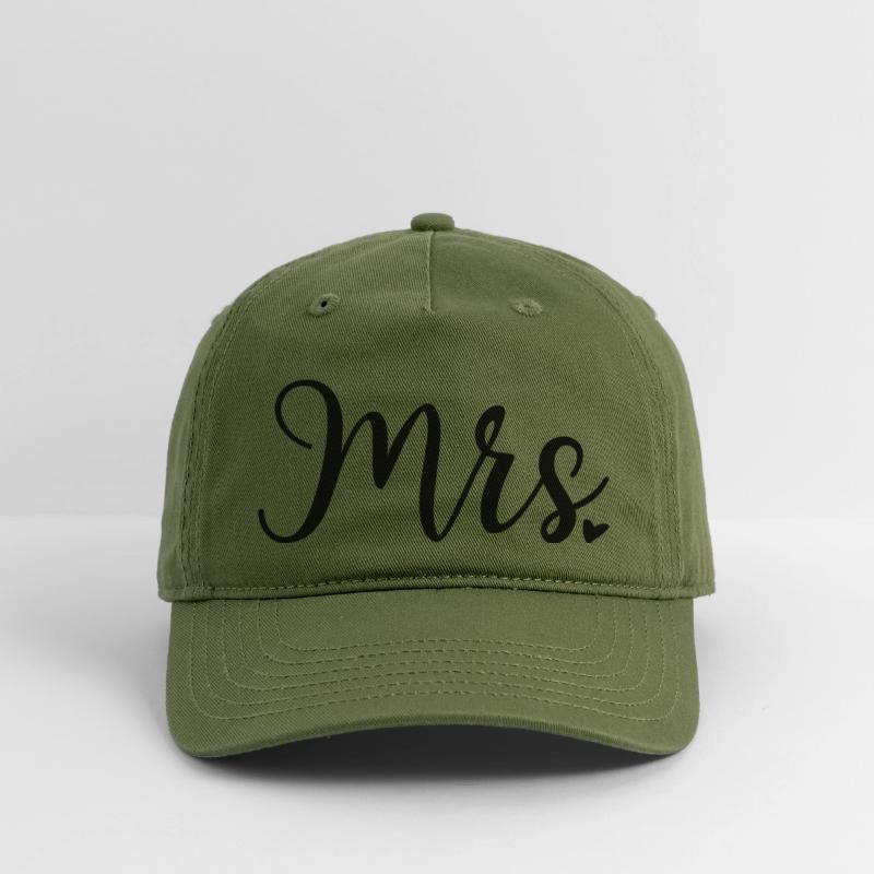 Mrs with heart wedding gift idea