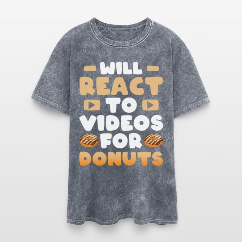 Reaction Streamer Video Reaction Content Creator
