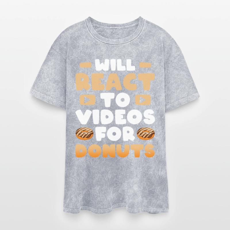 Reaction Streamer Video Reaction Content Creator