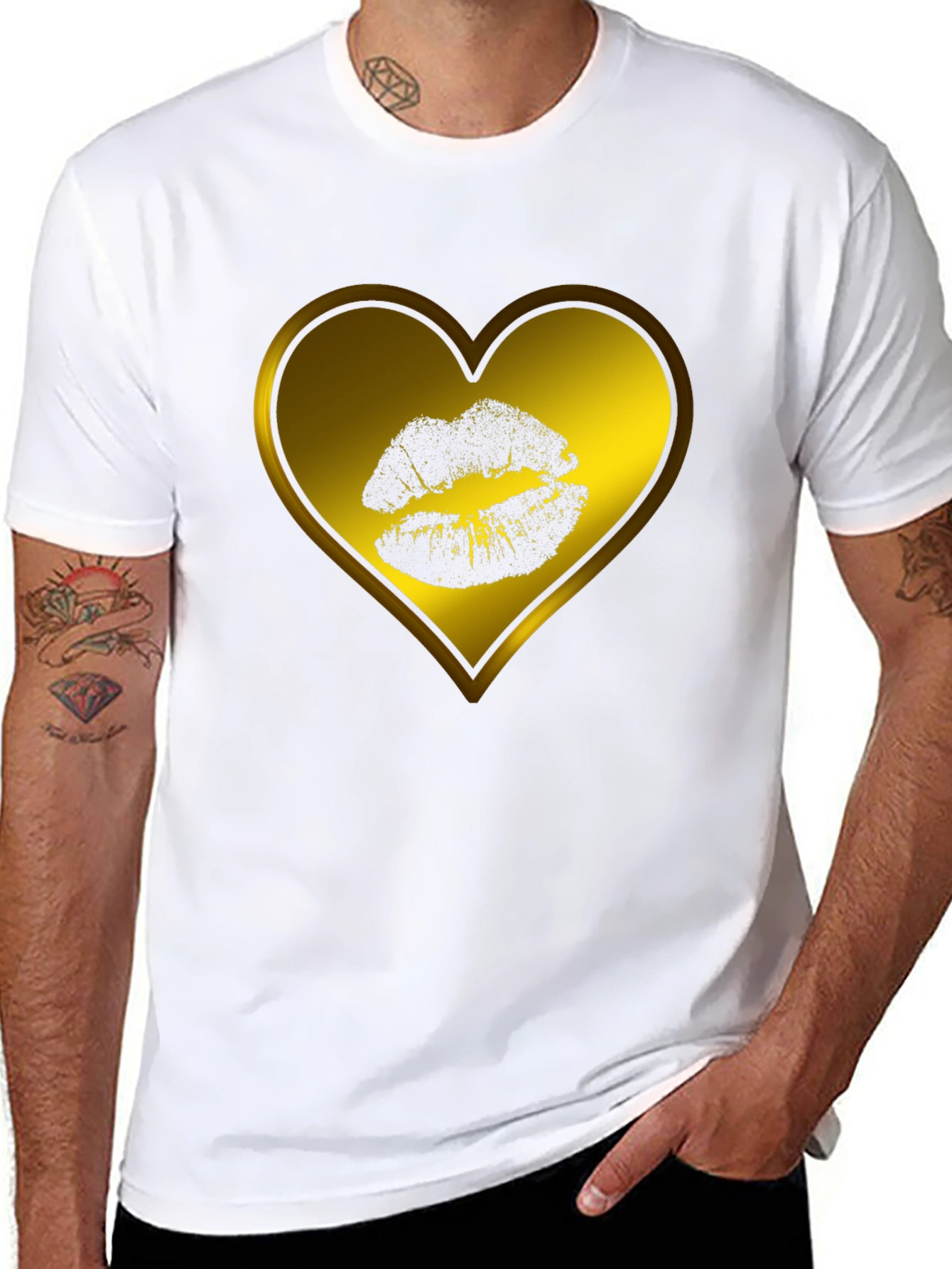 Heart Kiss Graphic Tee - Black Casual T-Shirt